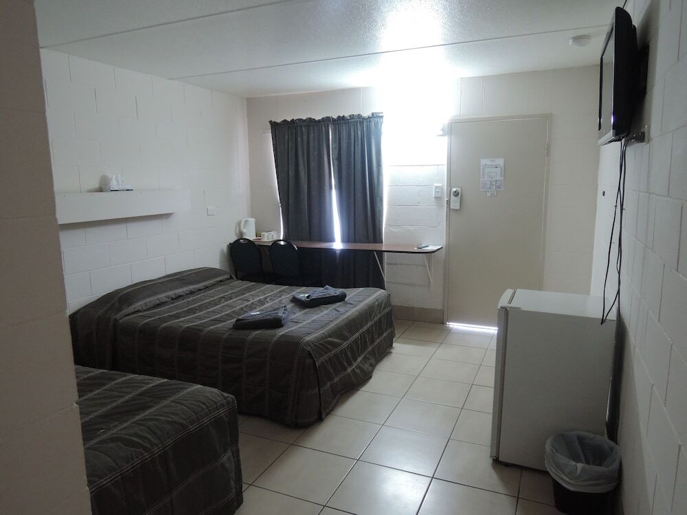 Motel 707 Emerald Kültér fotó